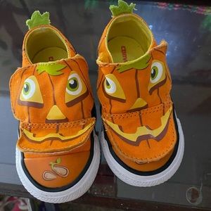 Converse toddler 4